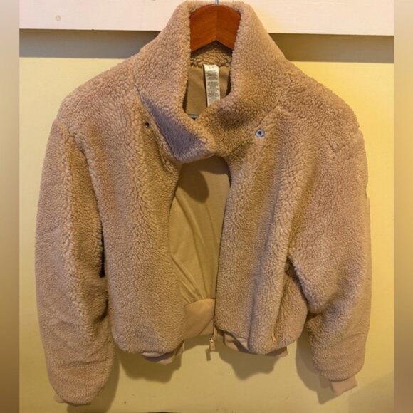 ALO Yoga Small Women's Foxy Sherpa Jacket In Camel - Picture 1 of 6